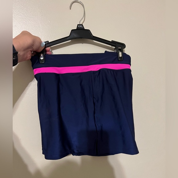 2 piece bathing suit. Size XXL. - Picture 2 of 9